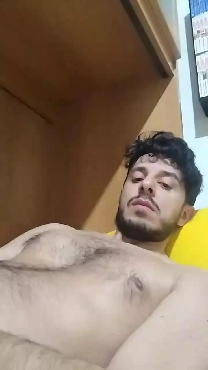 Mew2pup on Cam4 