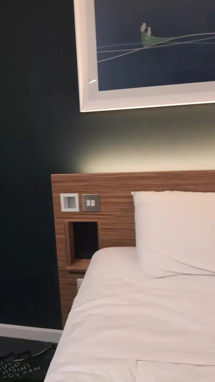 Offline michelle4uXfun on Cam4