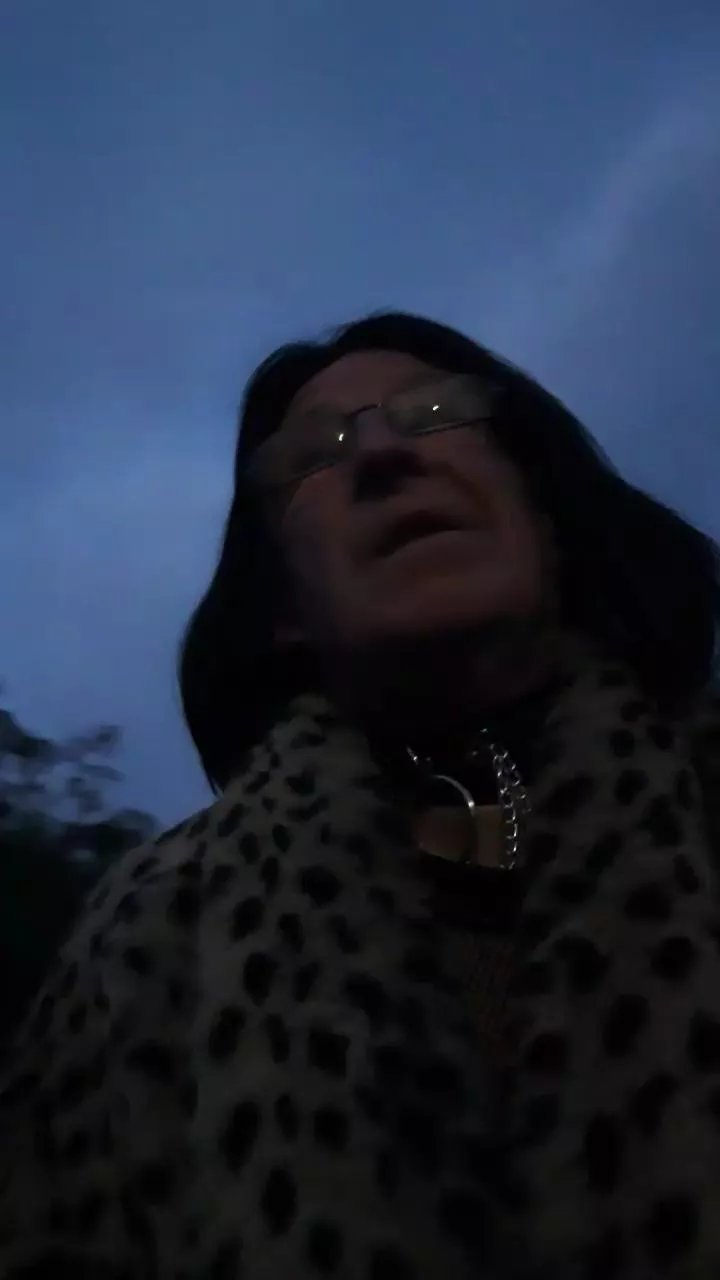 Offline michelle4uXfun on Cam4