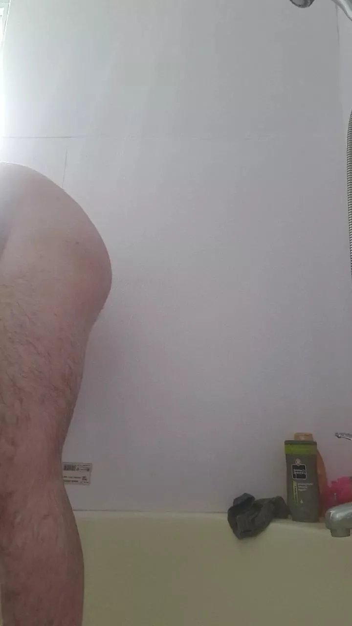 Offline mika102402 on Cam4