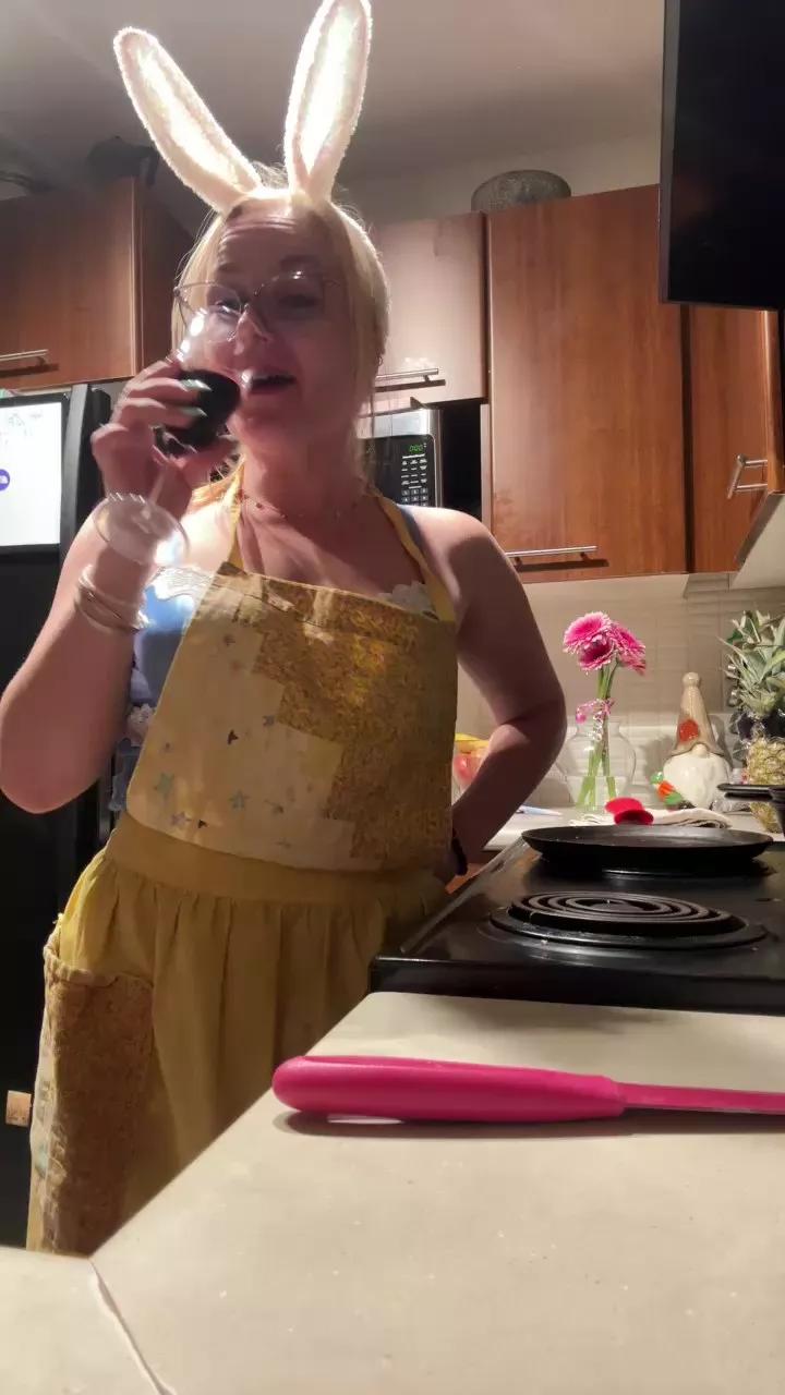 Milfie420 on Cam4 