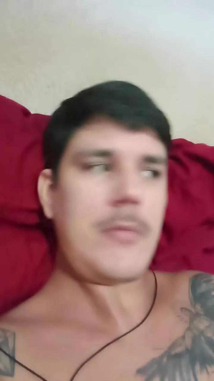 Milk_Br on Cam4 