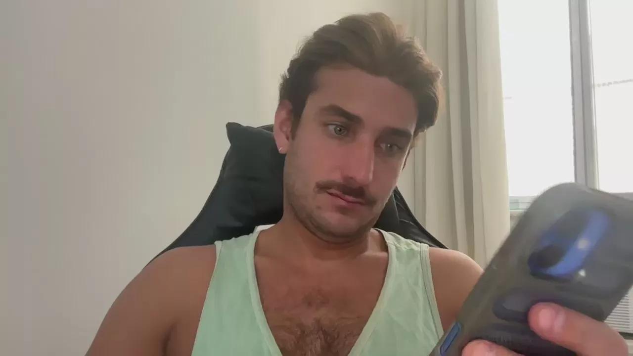 mineiro22gato on Cam4 