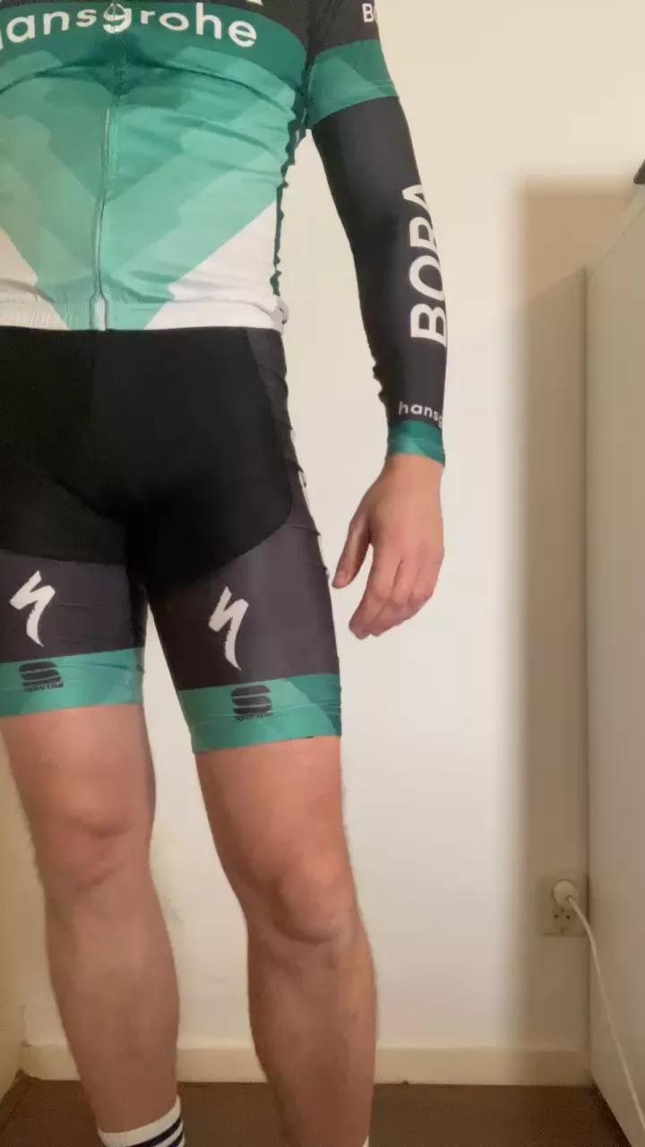 MisterGearXX on Cam4 