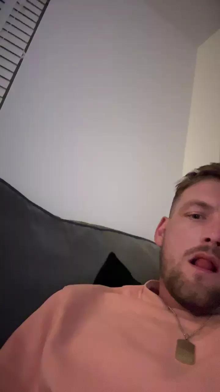 Mlg2025 on Cam4 
