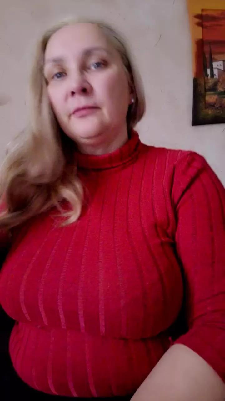mollig42 on Cam4 