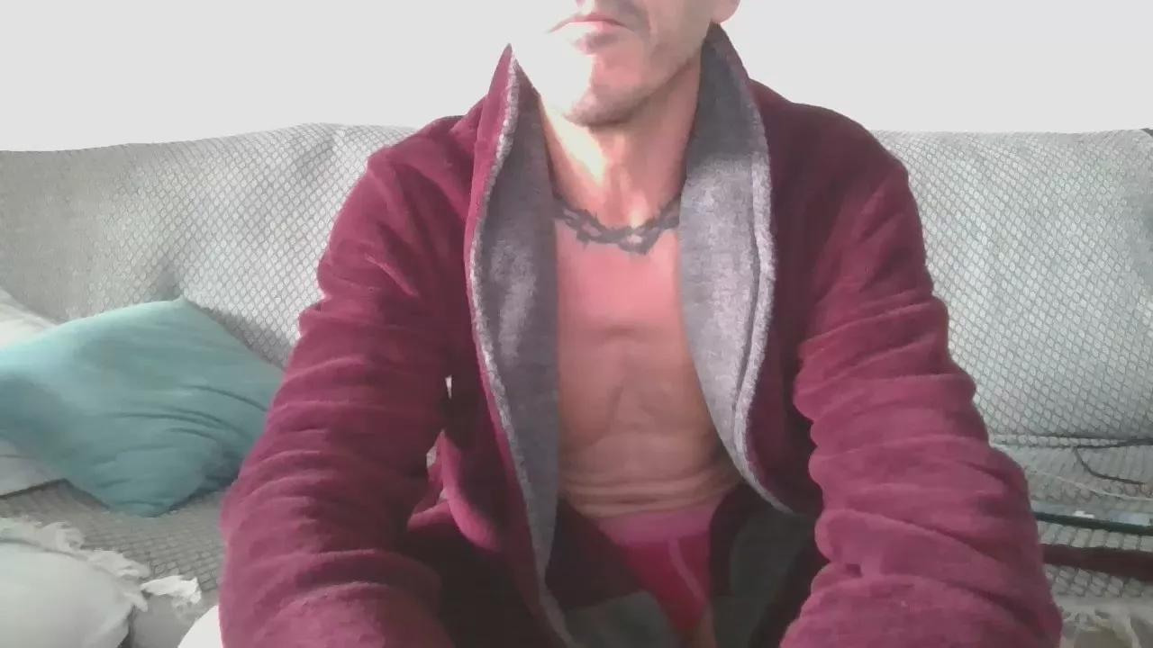 Mons75 on Cam4 