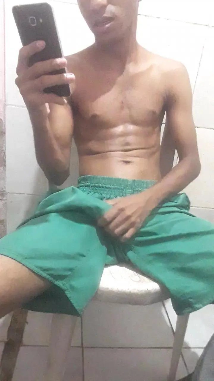 Offline Morenooputoo on Cam4