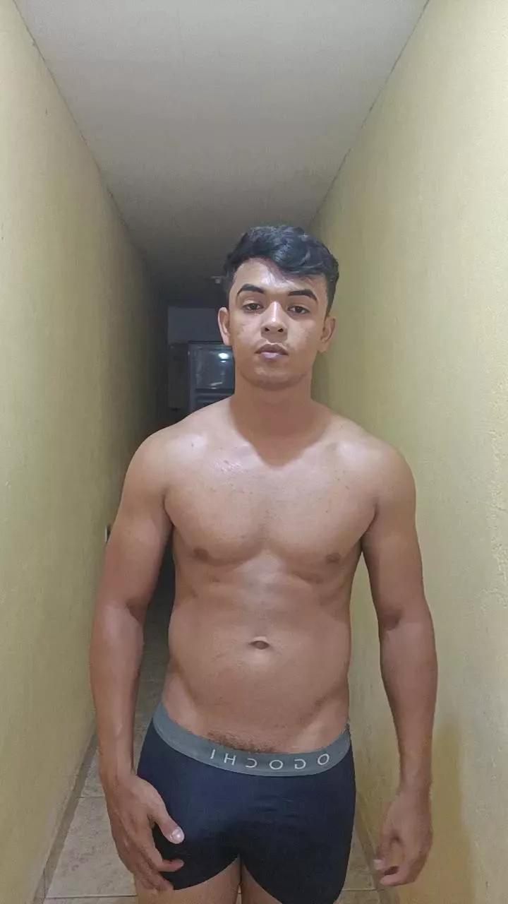 Morenoroludocam on Cam4 