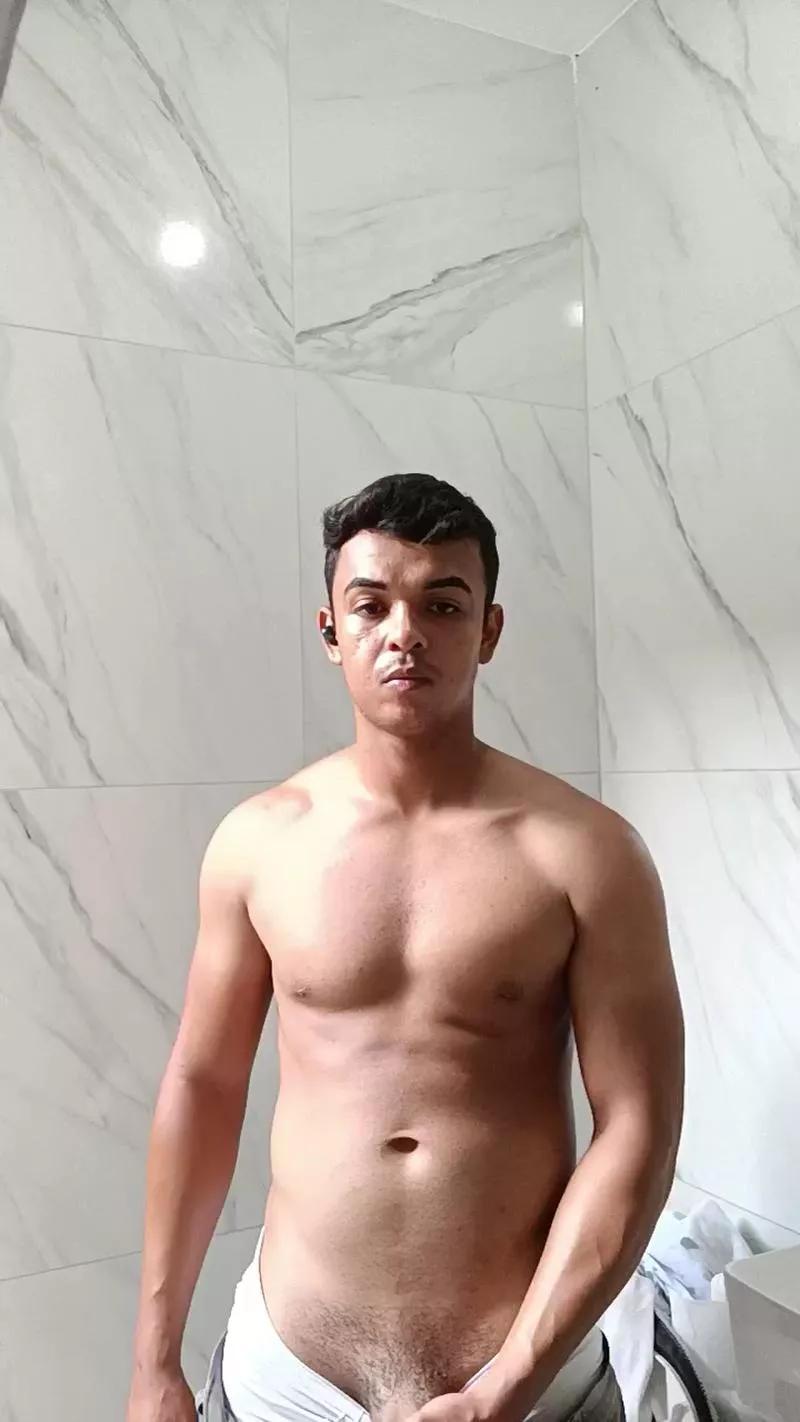 Morenoroludocam on Cam4 