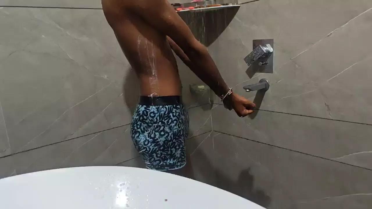 Mrbuddy85 on Cam4 