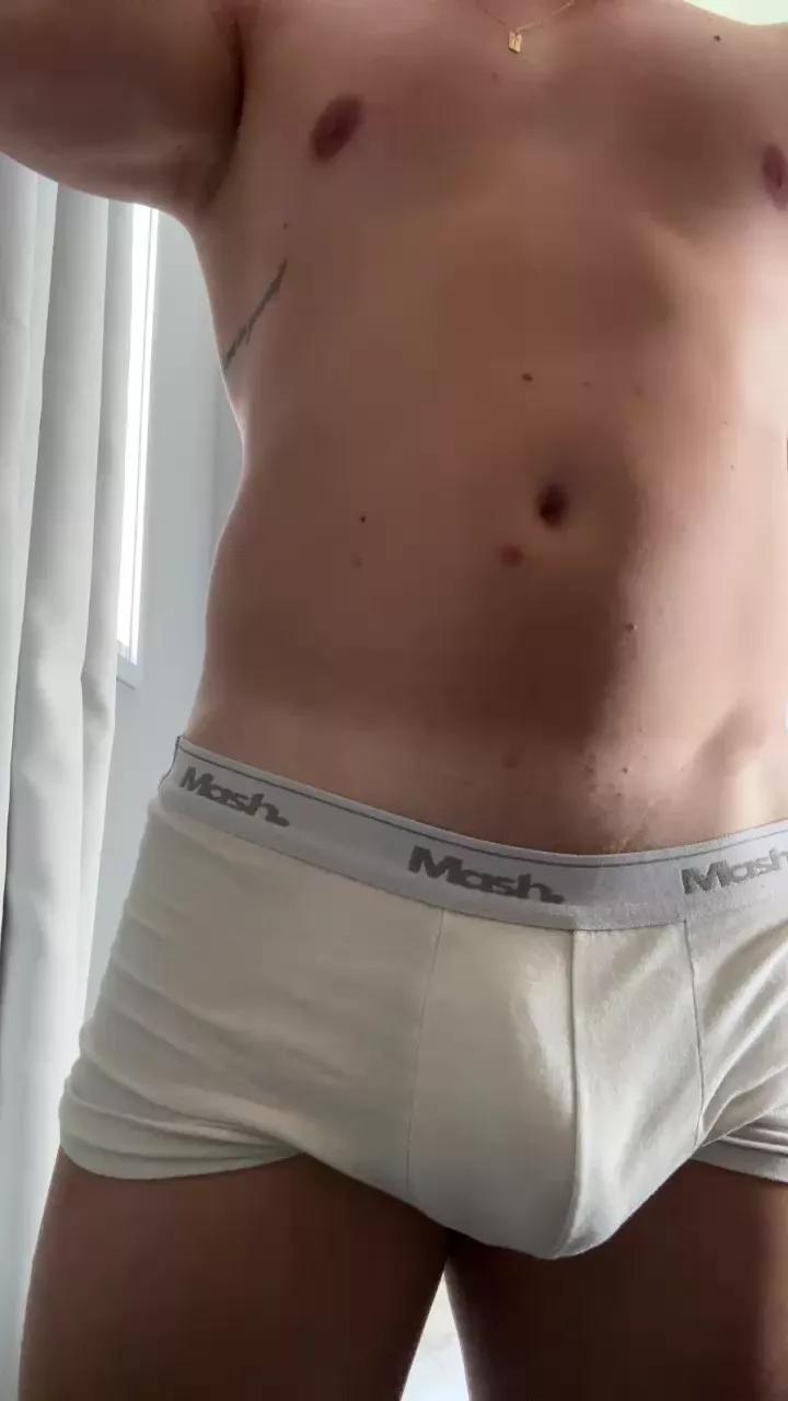 mrc_00200 on Cam4 