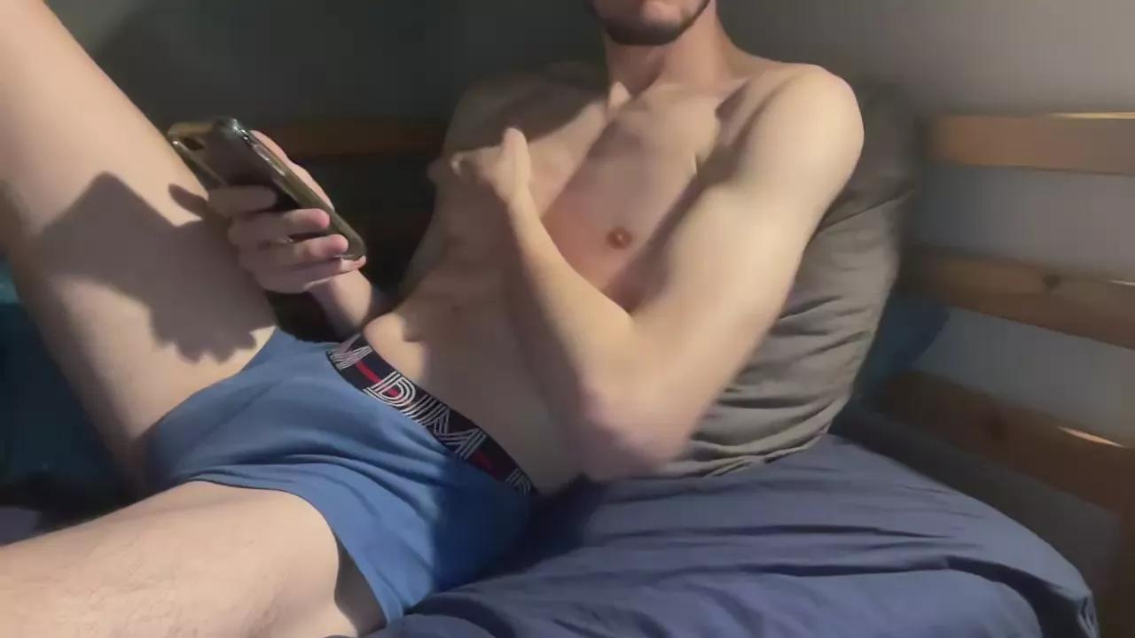 Nathan8239 on Cam4 