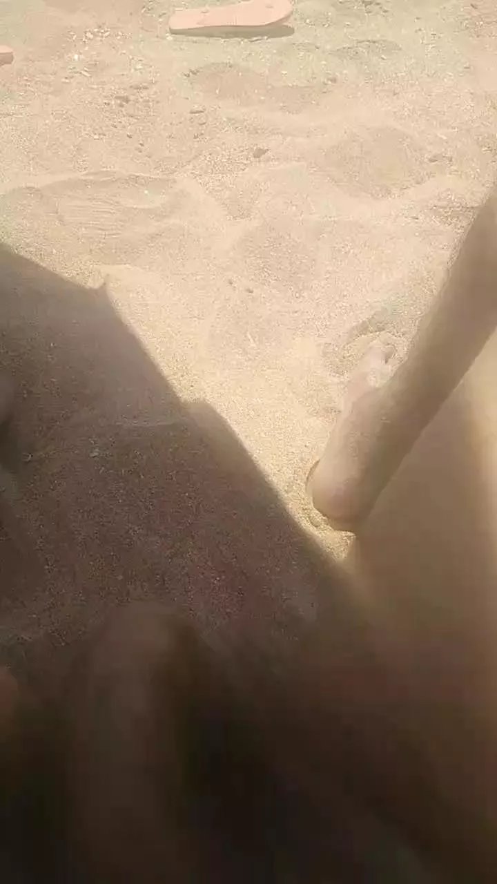 Offline nene198cm on Cam4