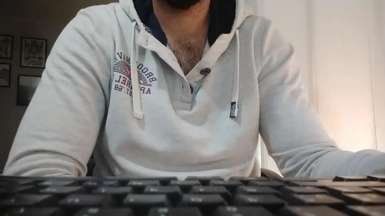 Offline nene198cm on Cam4