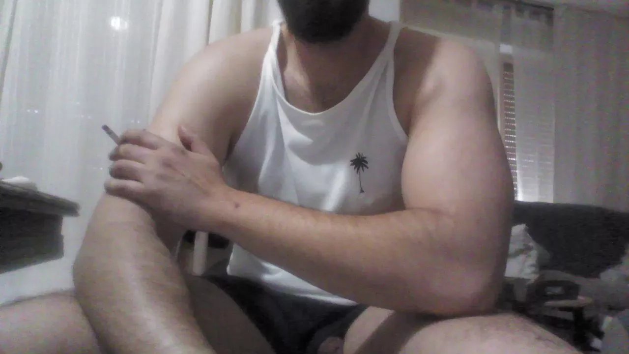 Offline nene198cm on Cam4