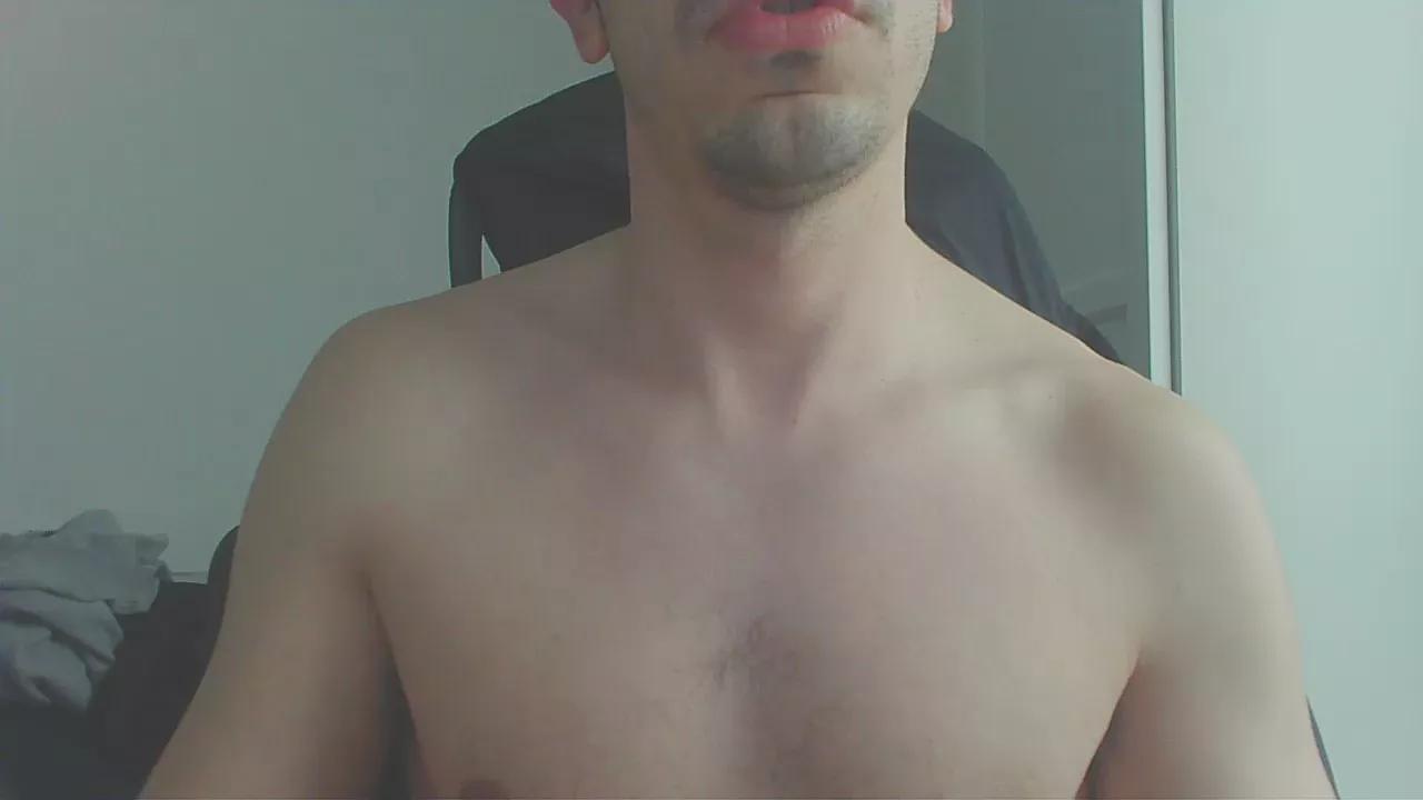 nenito224445 on Cam4 