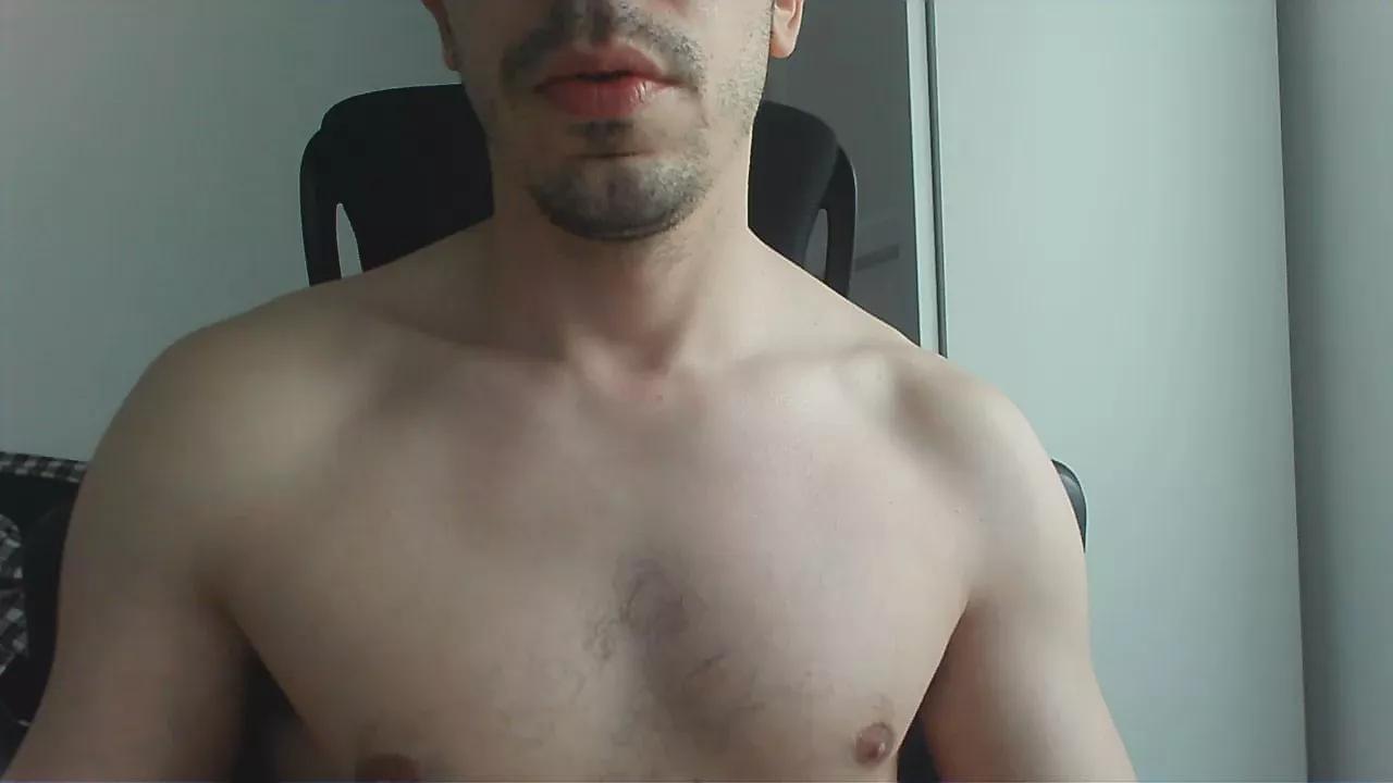 nenito224445 on Cam4 