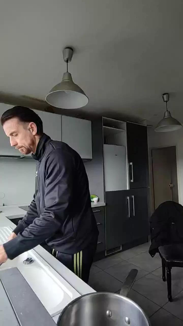 Neotrix33 on Cam4 