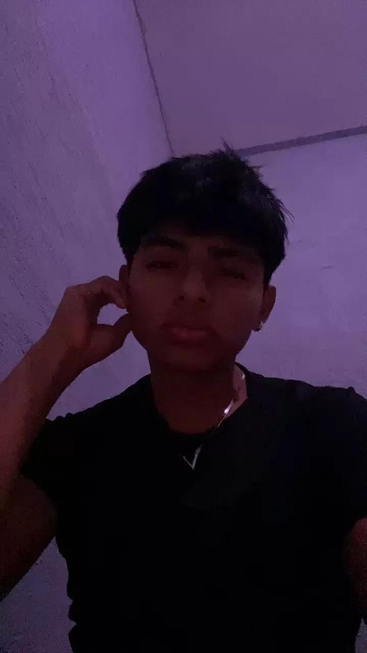 Nevisg on Cam4 