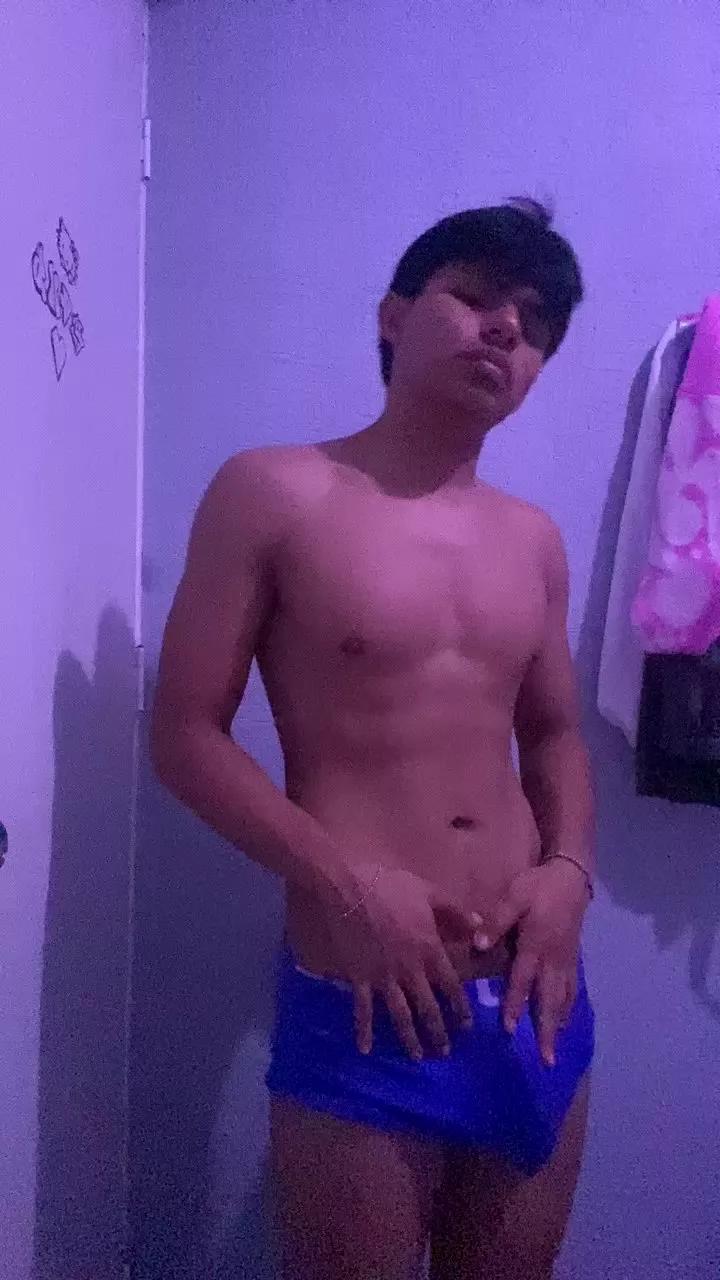 Nevisg on Cam4 