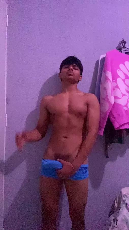 Nevisg on Cam4 