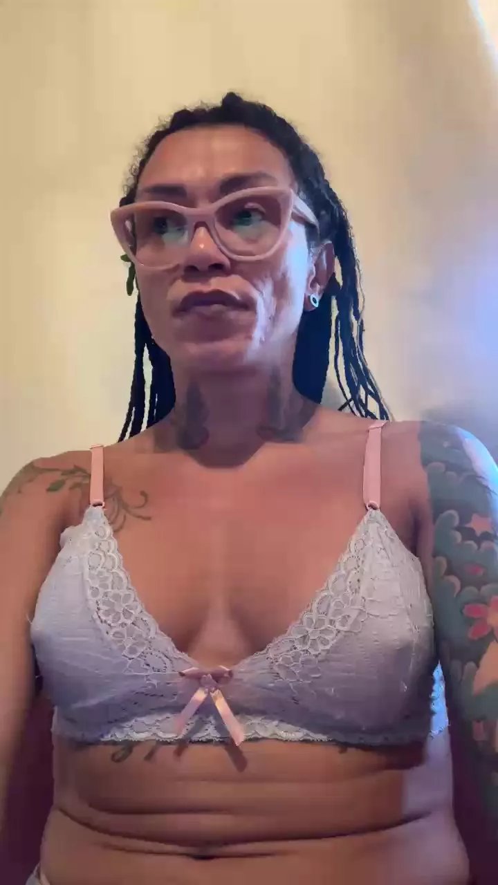 Offline nicksafadinhasc on Cam4