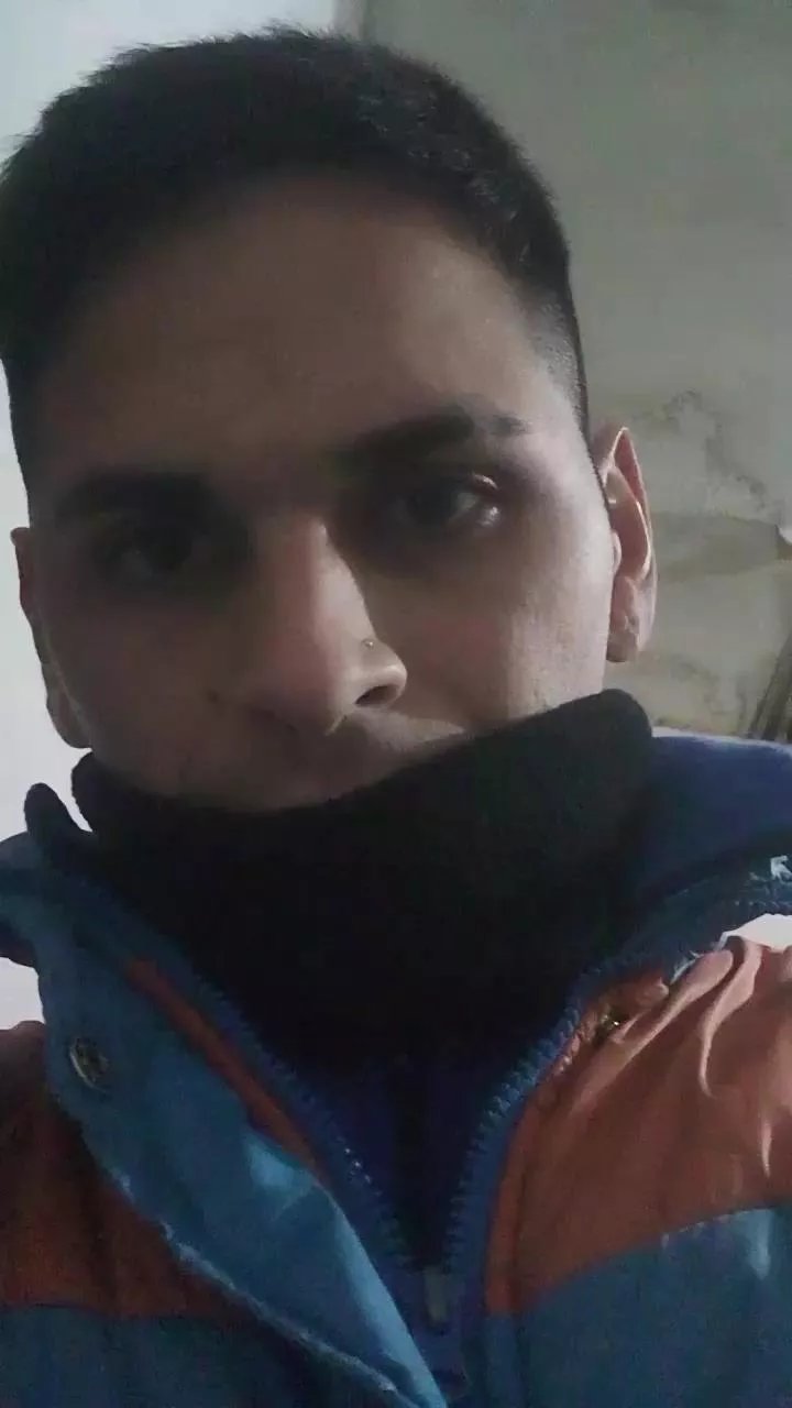 Offline nico202490gcom2 on Cam4