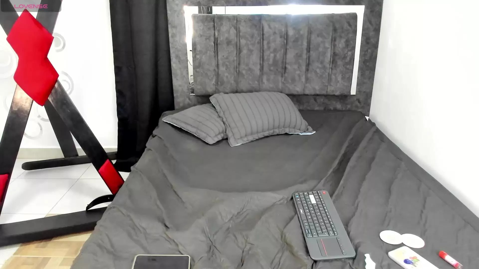 Offline Nicol_TransGirl on Cam4