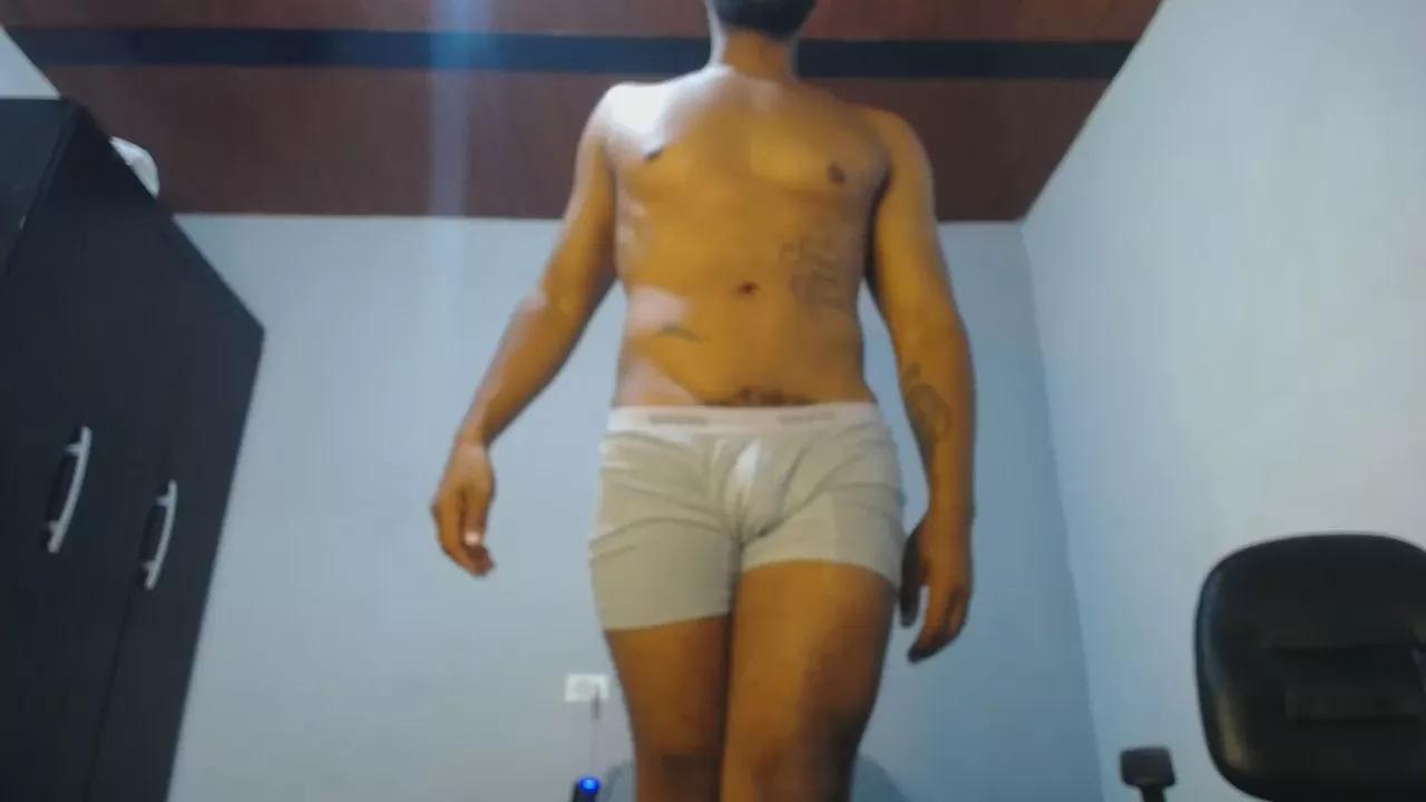 Nitsoyr on Cam4 