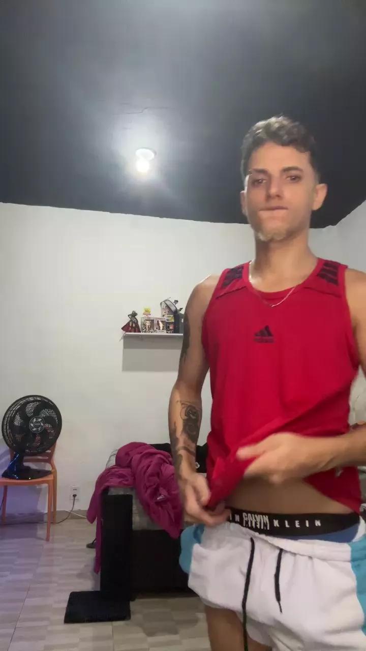 Novinhodot20_ on Cam4 