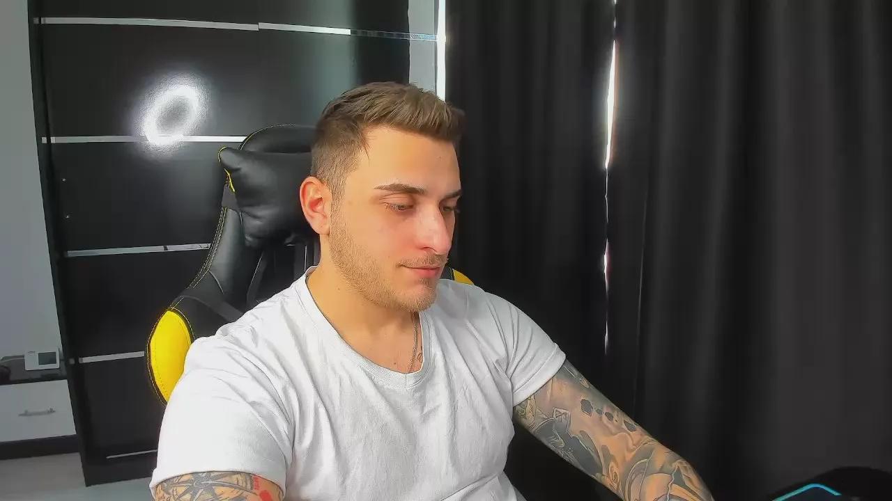 ntattoo on Cam4 