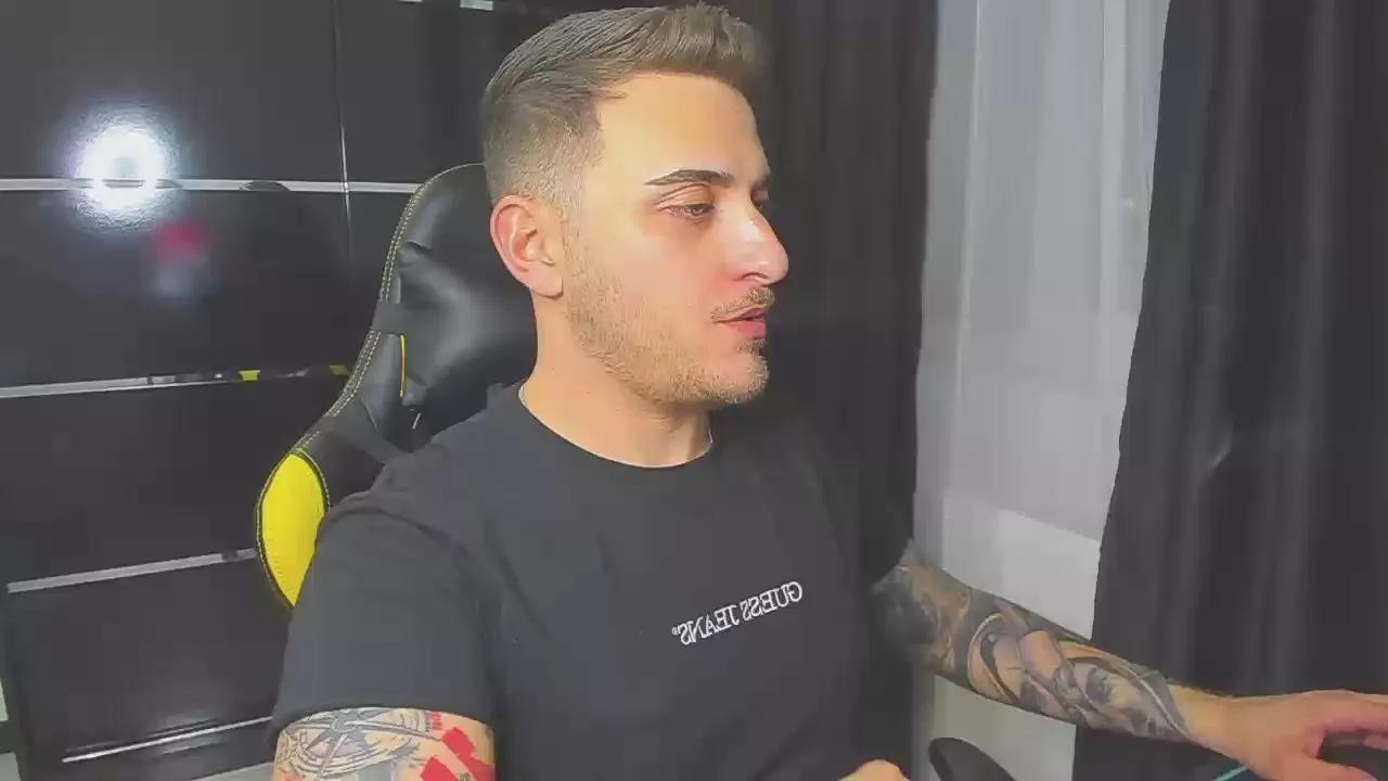 ntattoo on Cam4 