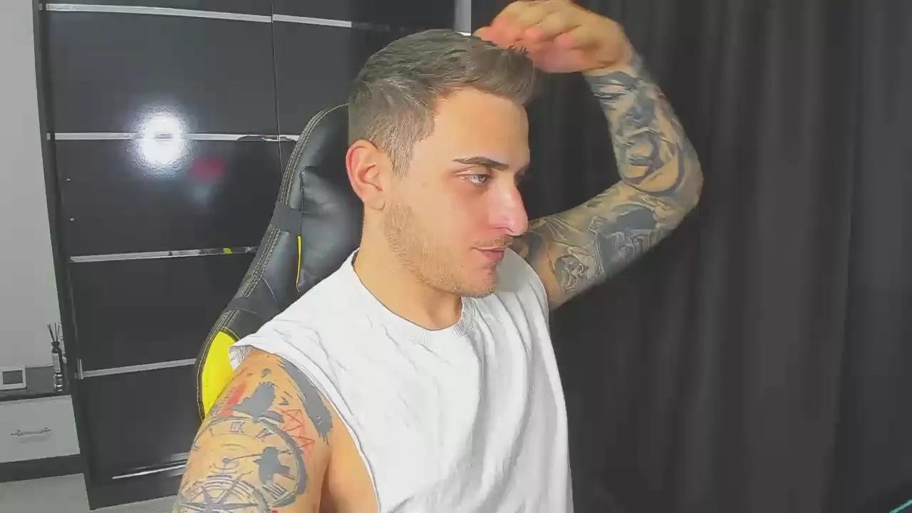 ntattoo on Cam4 