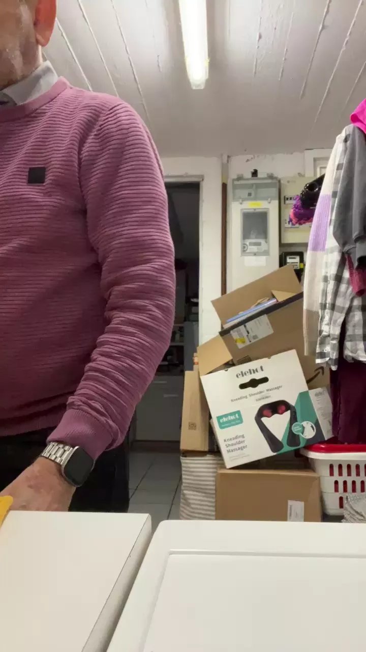 Offline NudeFun77 on Cam4