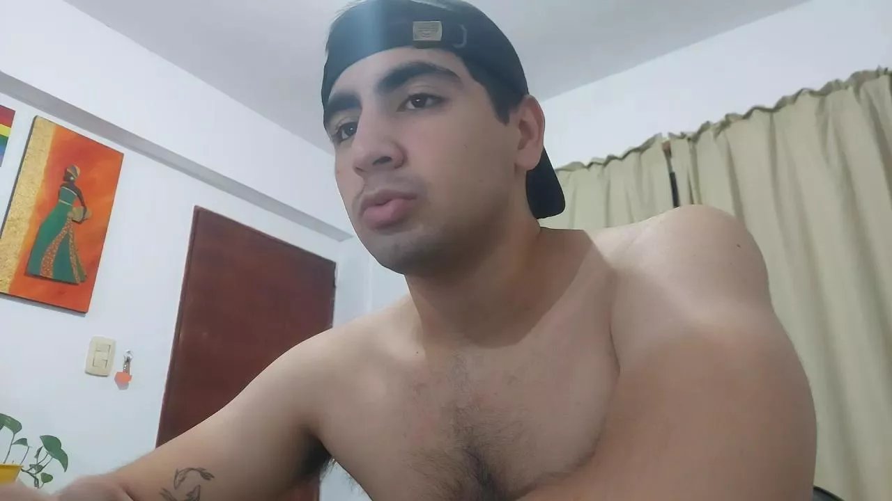 Offline Nusa21 on Cam4