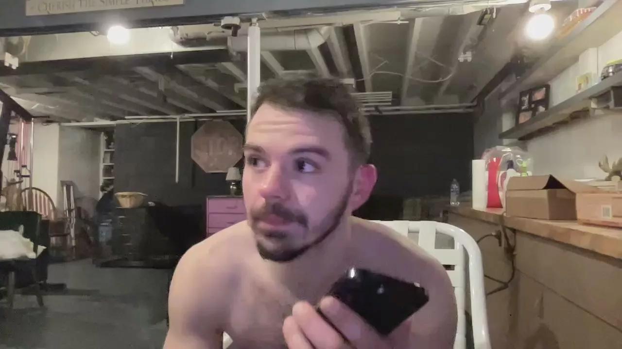 Ofthatguy on Cam4 