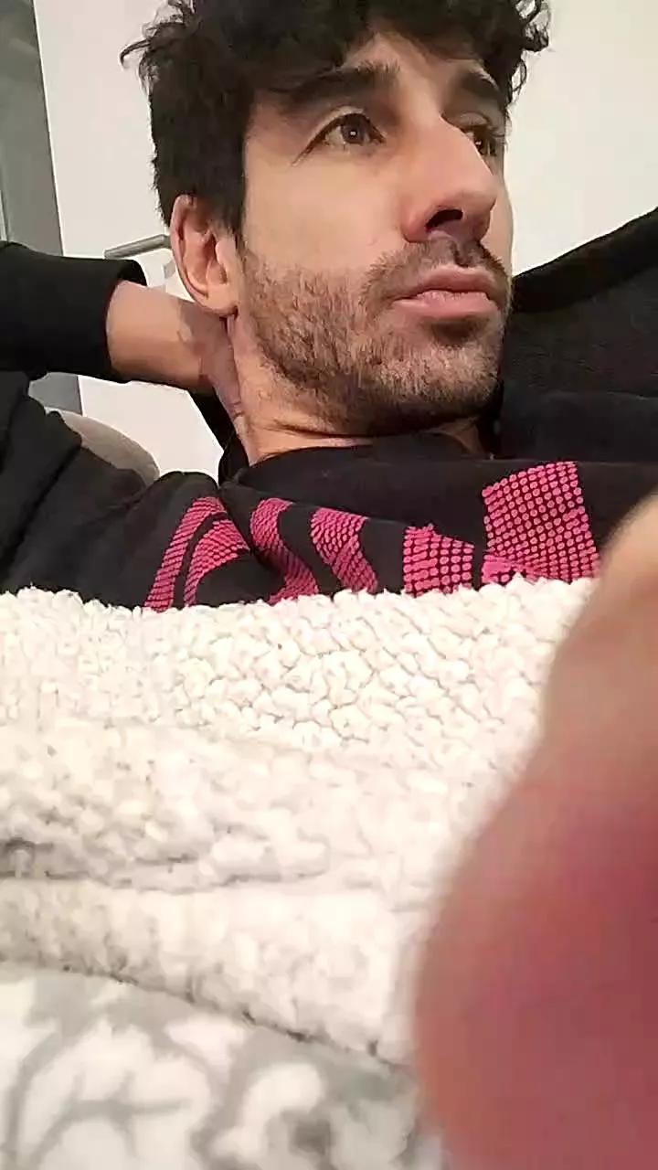 okeynah on Cam4 