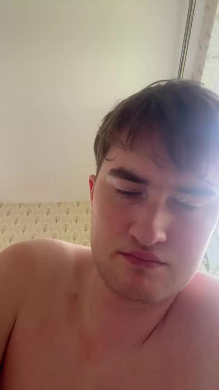 Oliverbighehe on Cam4 