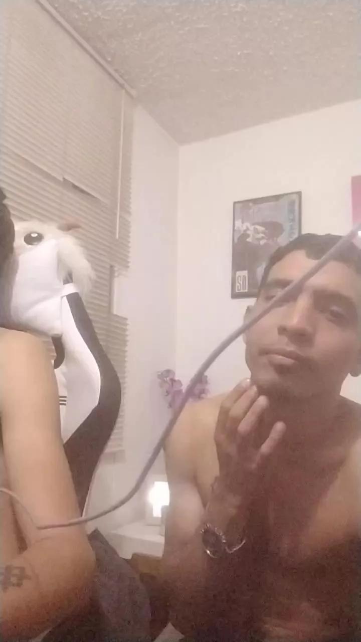 Othman_Alexx on Cam4 