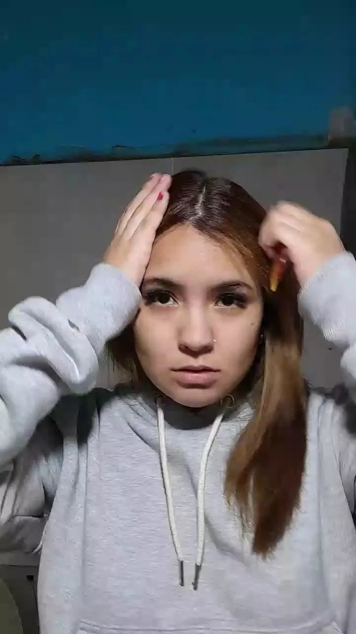 Offline pamelitarocio1 on Cam4