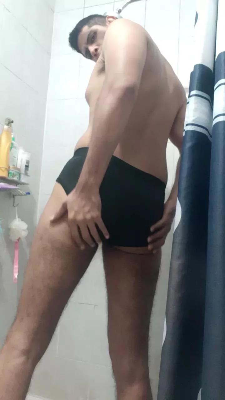 PapiFeetMx on Cam4 