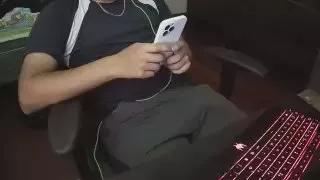 Pau_linh0 on Cam4 