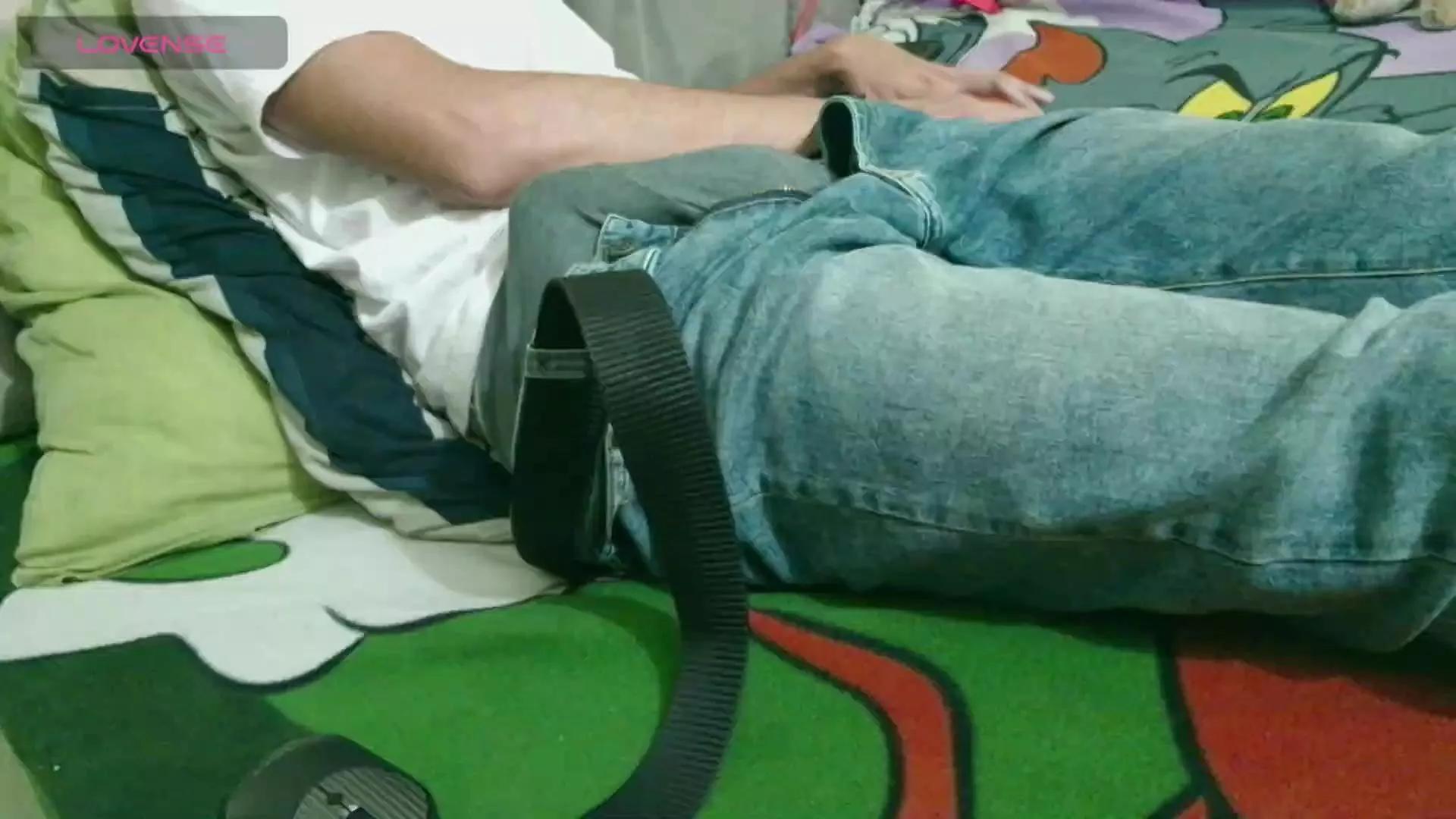 Paulhot18 on Cam4 