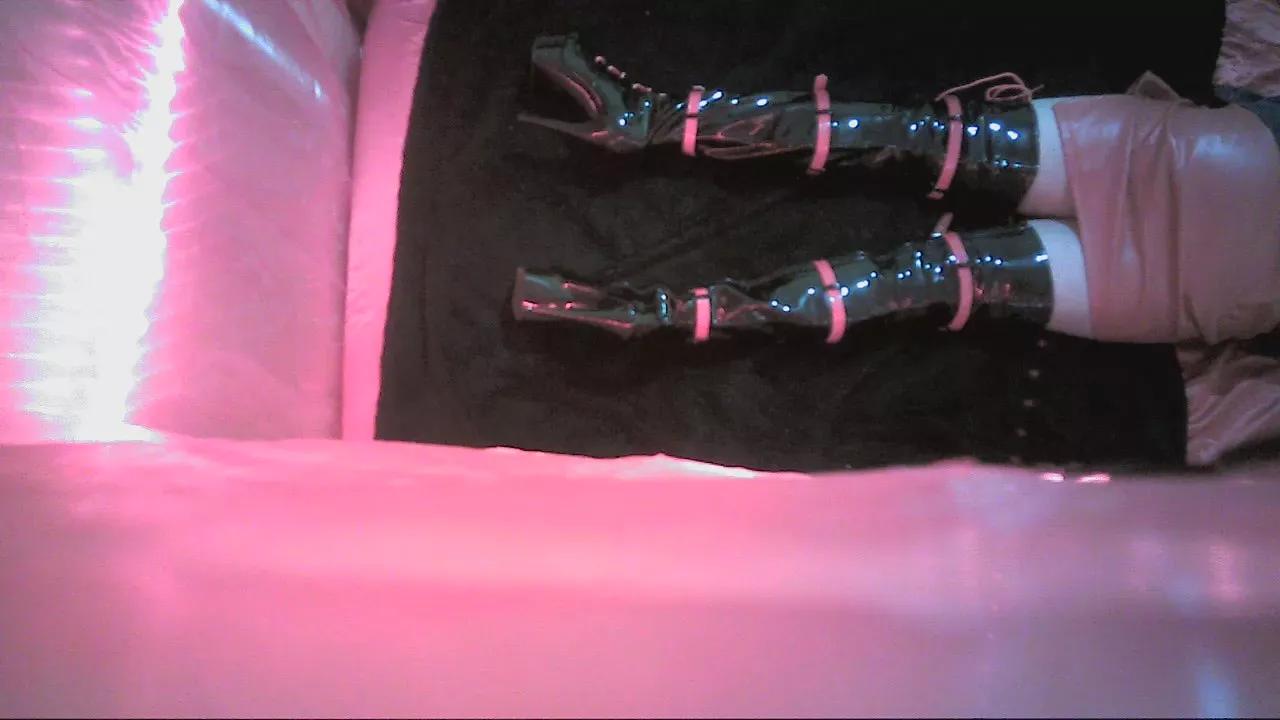 paulinhasexy3 on Cam4 
