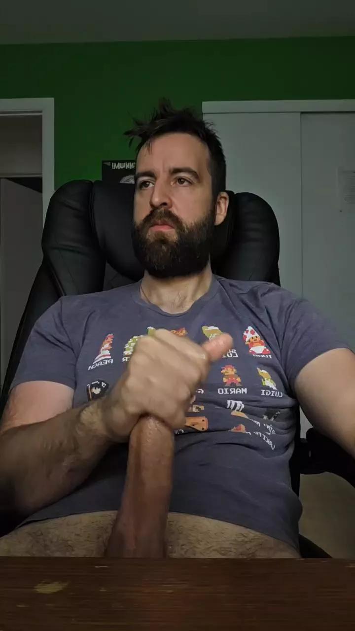Pauly1988 on Cam4 