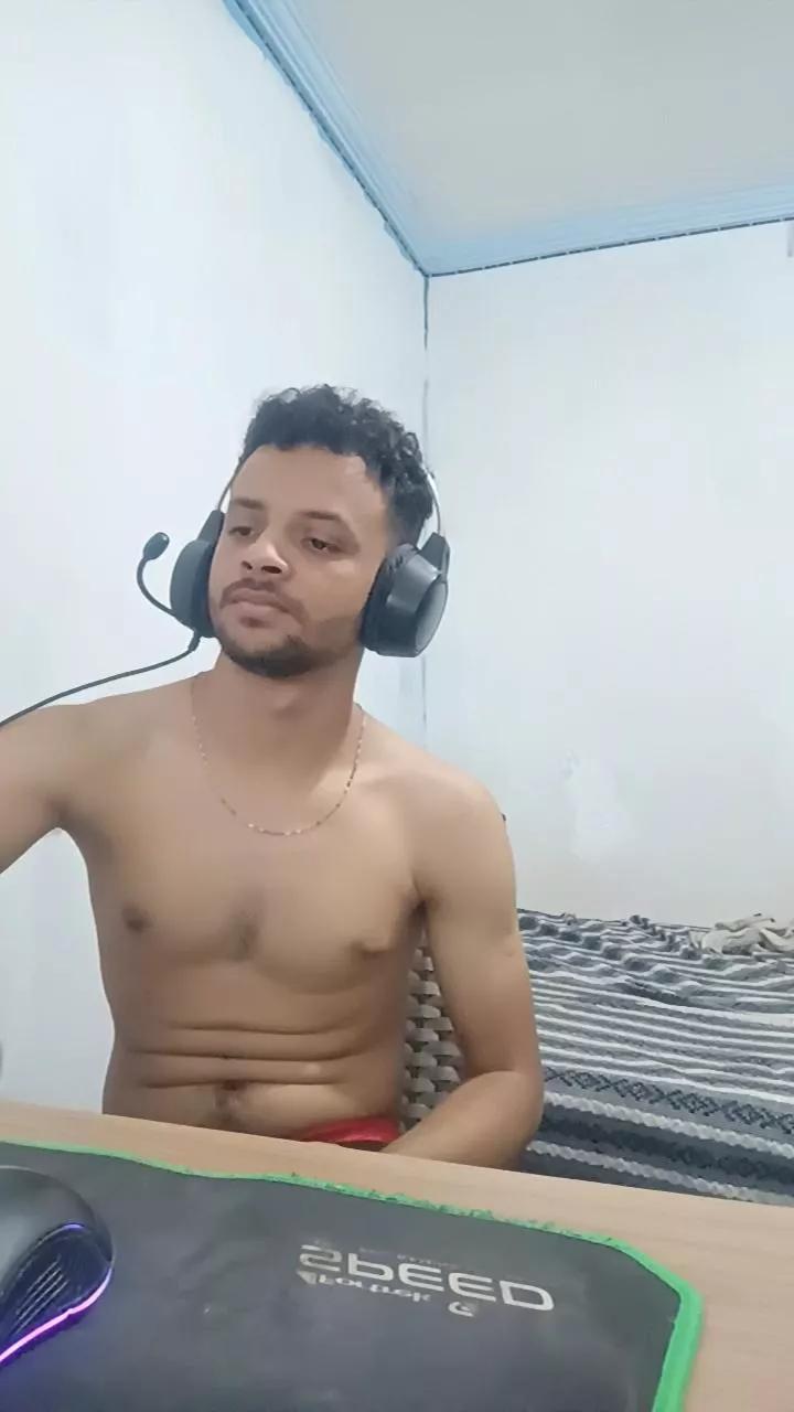 pedro15041 on Cam4 