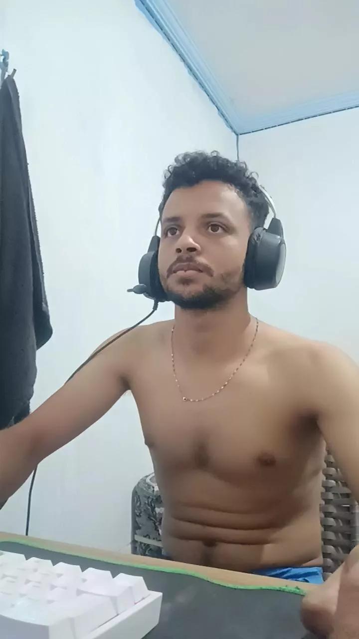pedro15041 on Cam4 