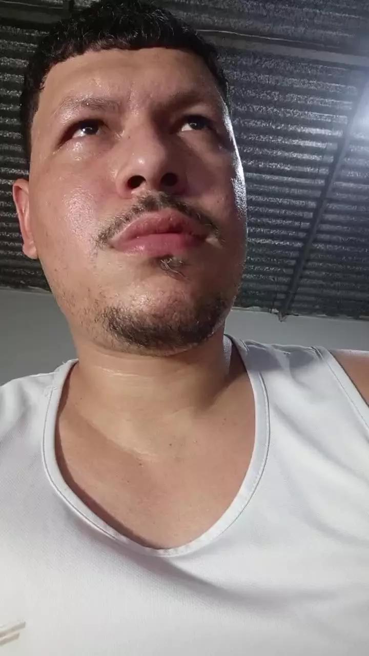PELAHKWEEDMAN on Cam4 