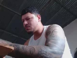 PELAHKWEEDMAN on Cam4 